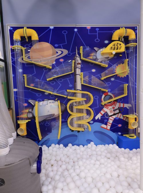 Ball maze